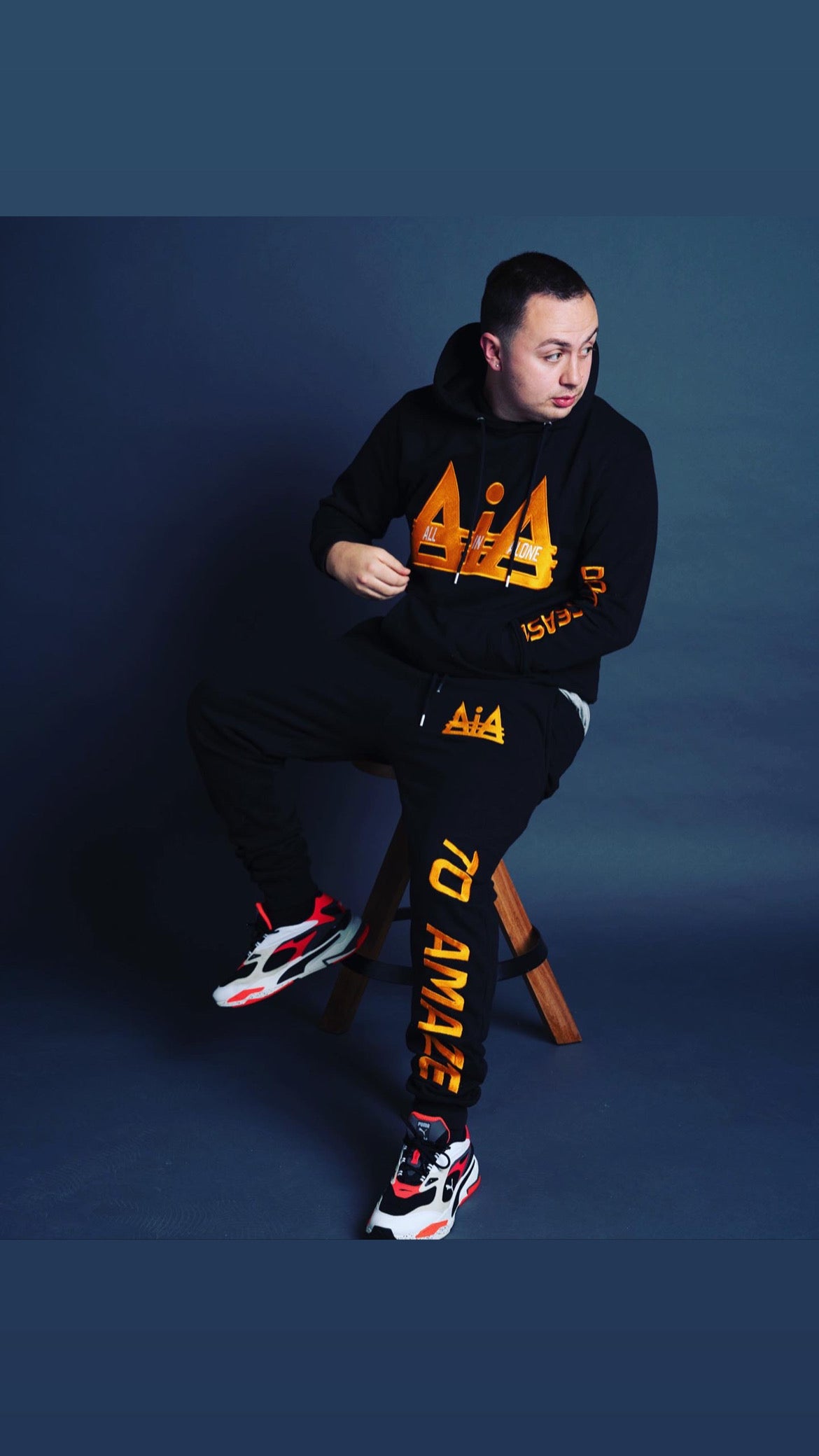 BLACK/ORANGE Joggersuit pants
